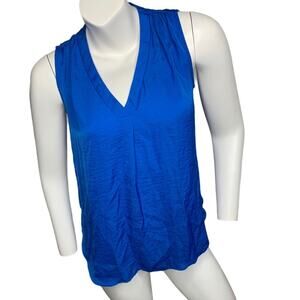 Alfani PP Sleeveless V neck blouse bright blue